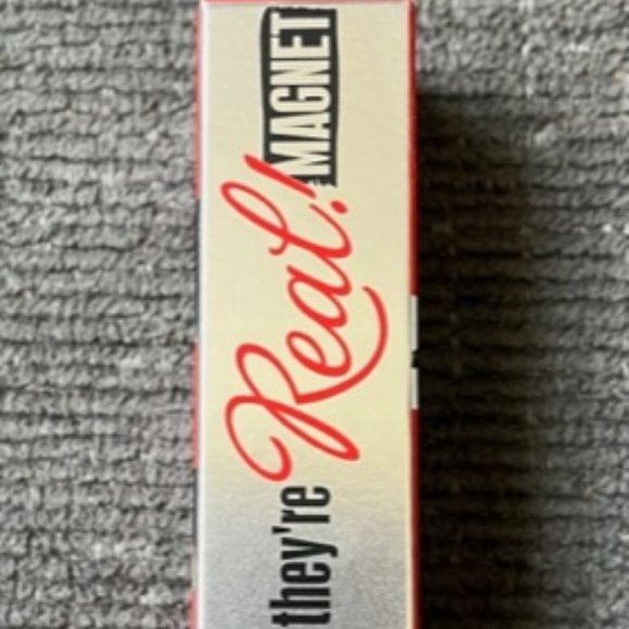 Benefit They're Real Magnet Black Mascara Trial Size - NWT - Picture 2 of 5